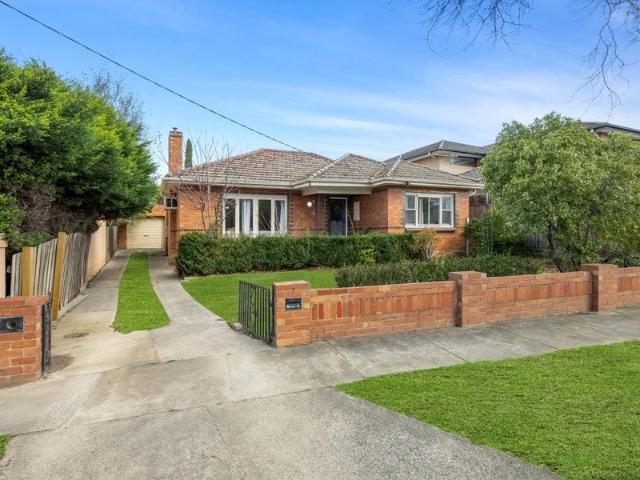 Classic Charm, Family Space and Central Convenience