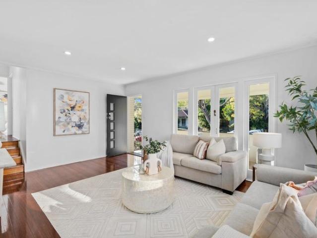 Classic Charm & Generous Space in Acacia Ridge