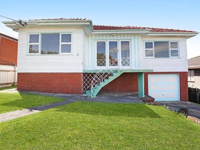 Classic Charm, Stunning Lake & Ocean Views