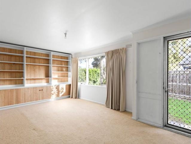 Classic Coastal Living in the Heart of Barwon Heads