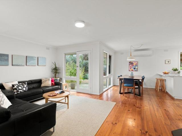 Classic Coastal Living with a Fresh, New Feel