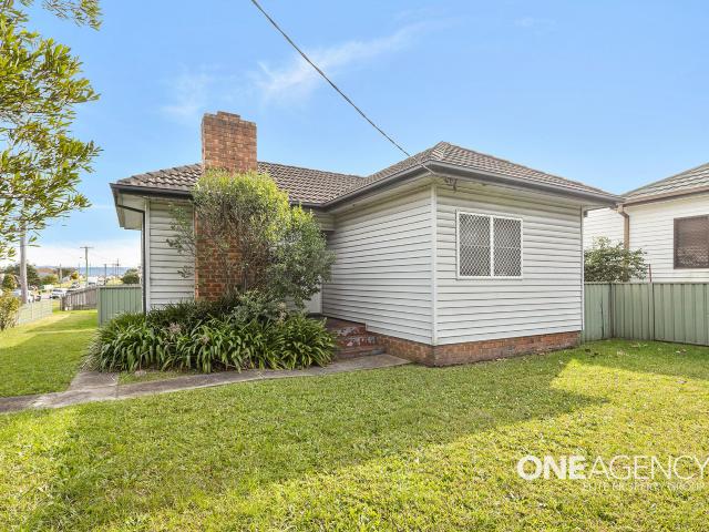 CLASSIC COMFORT AND COASTAL CONVENIENCE IN PORT KEMBLA