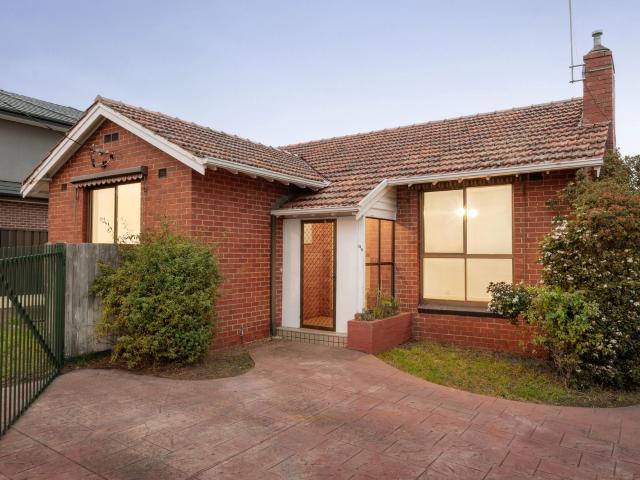 Classic Comfort in the Balwyn High School Zone