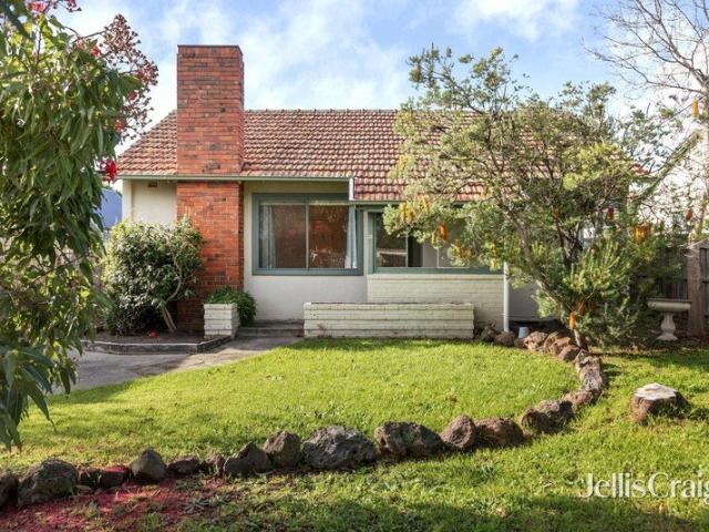 Classic comfort on a considerable block