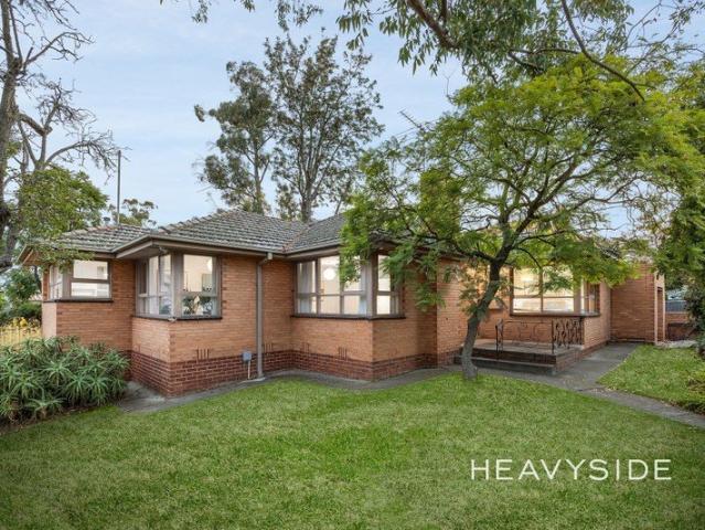 Classic Corner Comfort in a Prized Camberwell Pocket