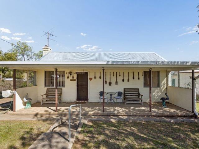 Classic Cottage on Clarke