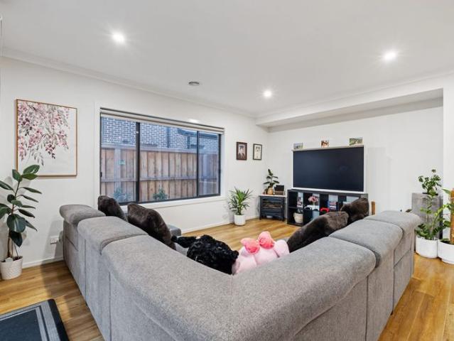 Classic Double in Rathdowne Estate