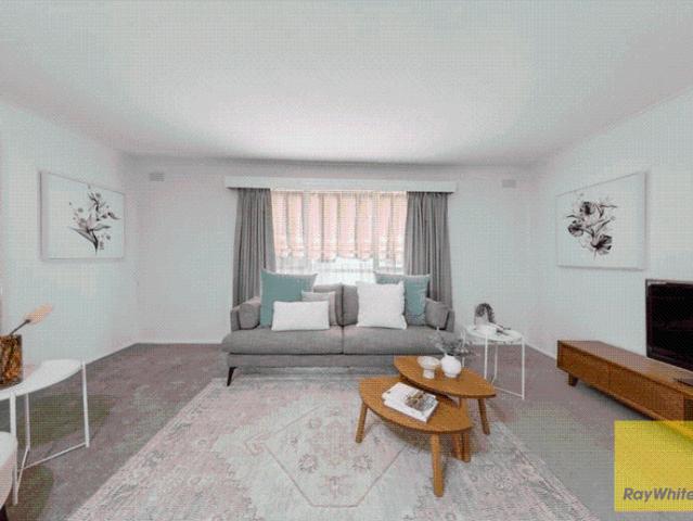 Classic Family Charm in a Peaceful & Connected Pocket!