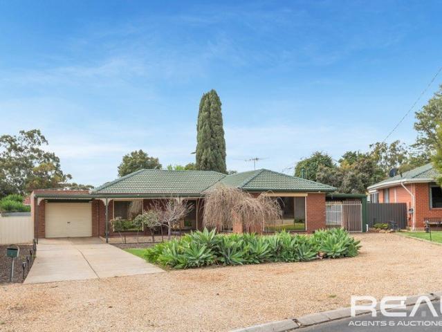 Renovated Family Home on 808sqm with Exceptional Side Access