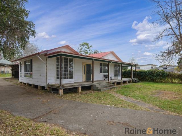 Classic Family Home, Amazing Block