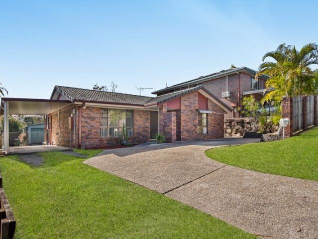 CLASSIC FAMILY HOME WITH SIDE ACCESS AND HUGE SHED