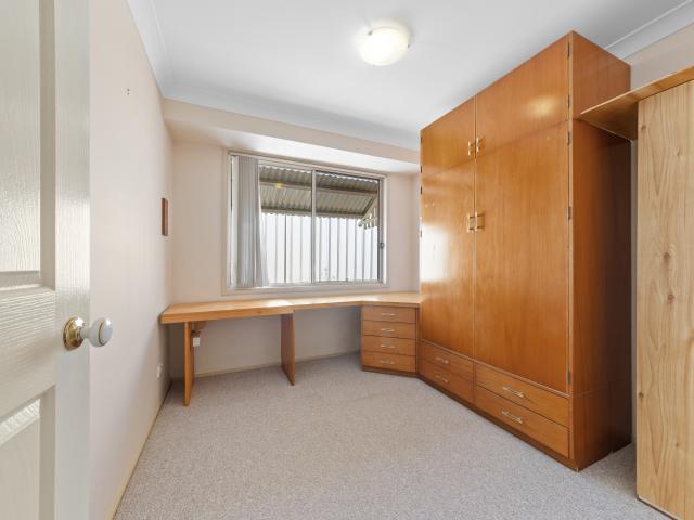 Classic Family Living + Side Access and Workshop