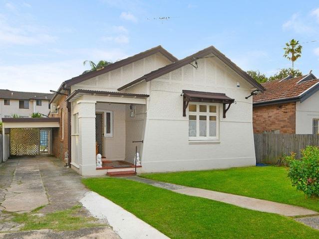 Classic Freestanding Family Home on 512sqm with DA Approval for Rear Granny Flat