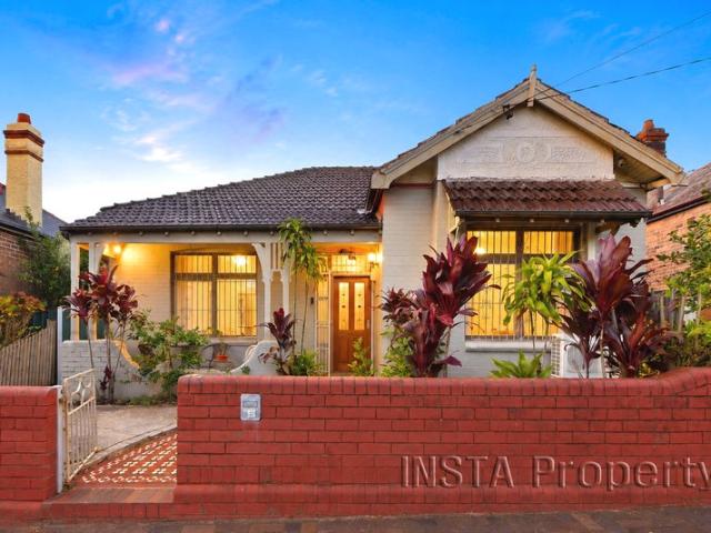 Classic Generous Brick Home in a Blue Ribbon Marrickville Setting
