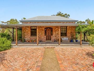 Classic Homestead Charm on 39.9 Hectares