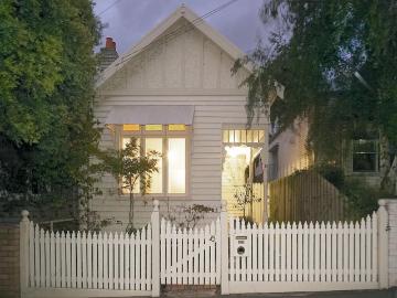 Classic Kensington an expression of style
