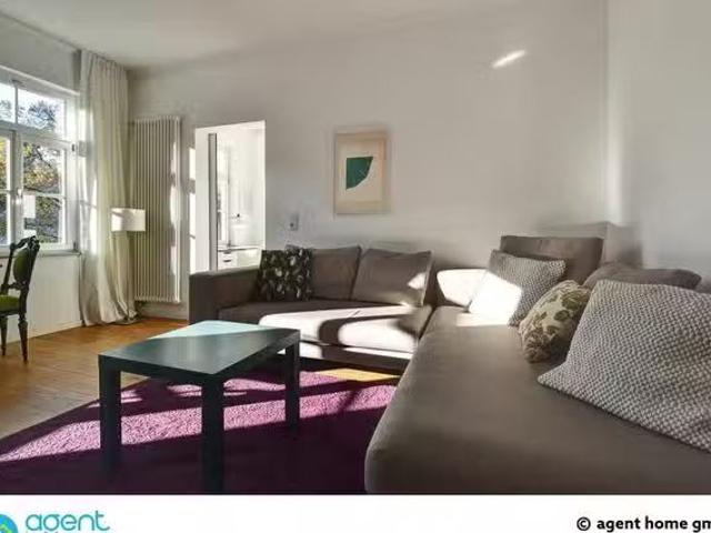 CLASSIC LIVING