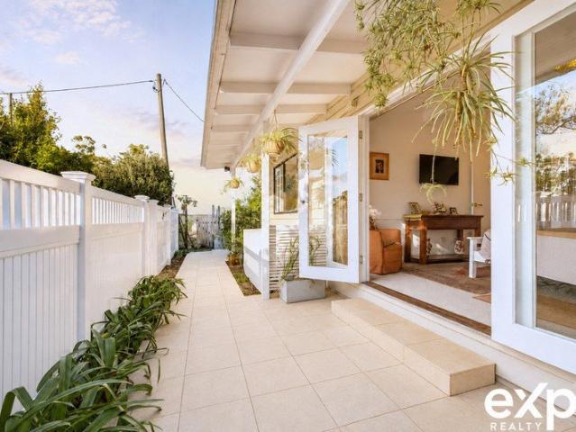 Classic Queenslander Charm With Income Potential on 2,020m² in Palmwoods