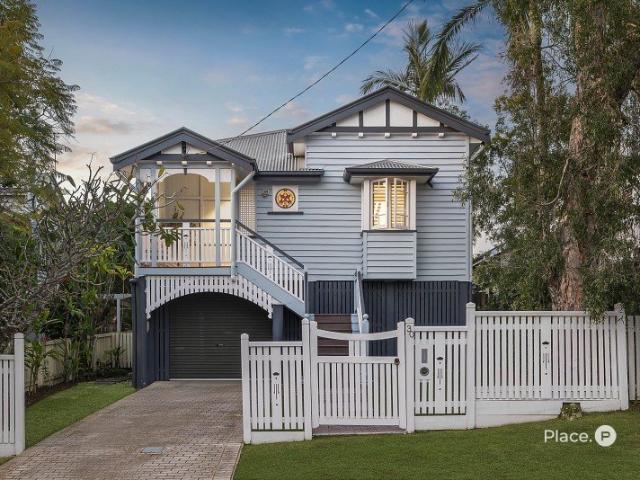 Classic Queenslander Charm in an Elevated North to Rear Camp Hill Position