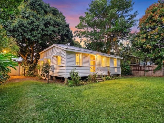 Classic Queenslander Packed With Potential
