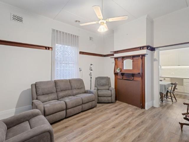 Classic Red Brick Home In The Heart Of Albury