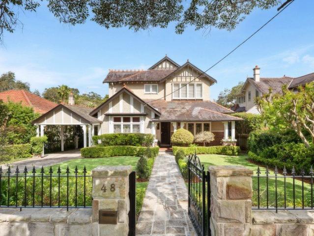 Classic Roseville masterpiece, truly exceptional and ready to enjoy