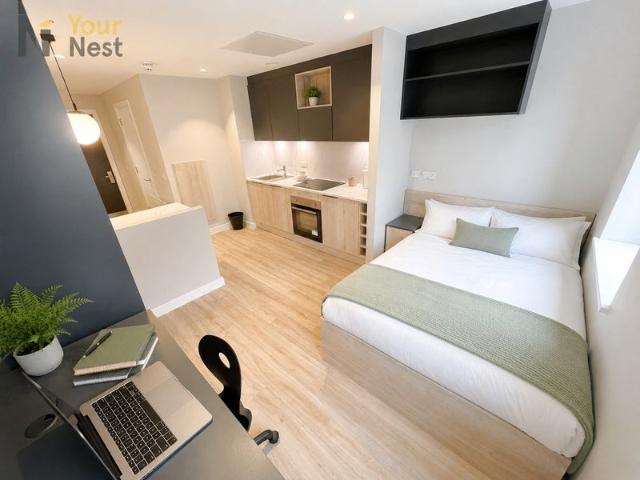 Classic Student Studio – Leeds City Centre