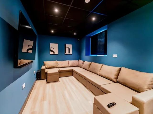Classic Studio