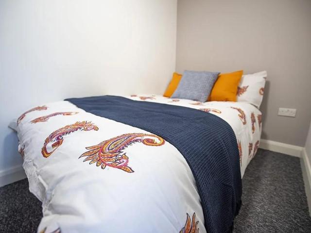 Classic Studio at Liverpool, 118 124. 1 bed apartment to rent £750 pcm £173 pw