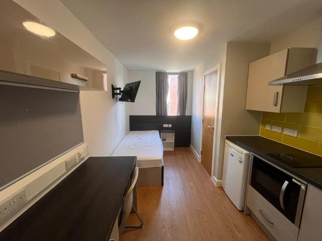 Classic Studio Single Bed at. Studio to rent £758 pcm £175 pw