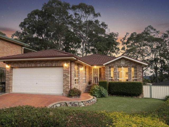 Classic Style with Easycare Gardens and a Peaceful Aspect