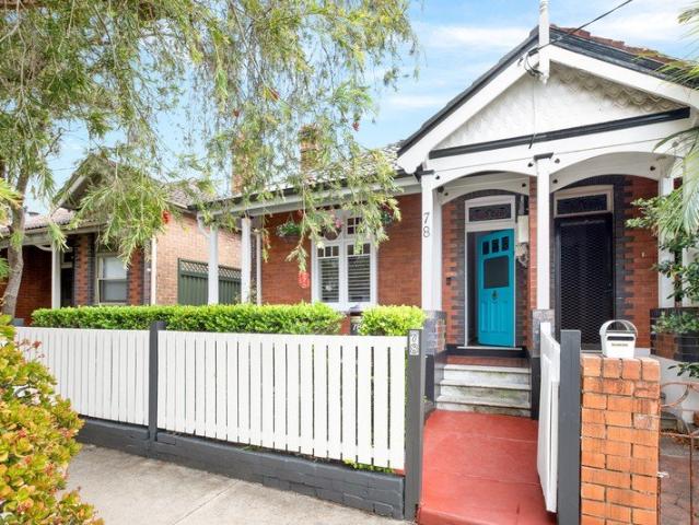 Classic style with modern day family appeal plus guest studio