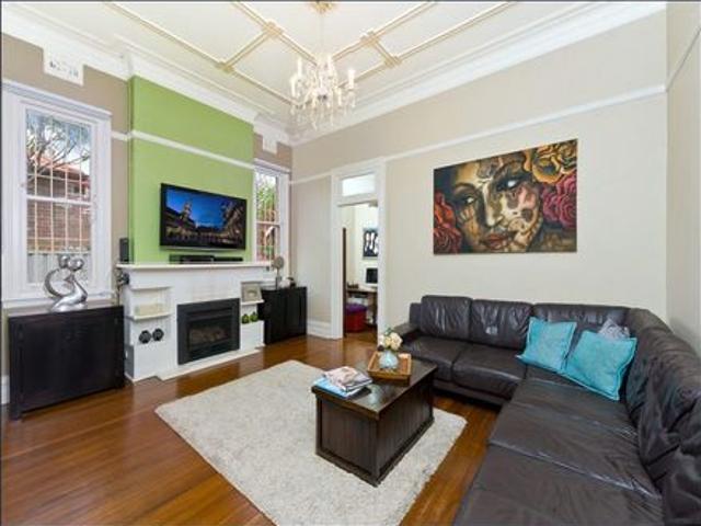 Classic soul & contemporary style on a large level block