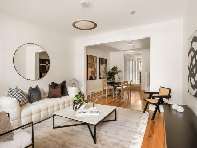 Classic Terrace in Sought After Urban Pocket