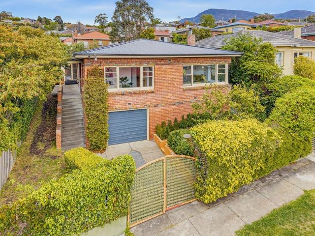 Classic 1950's charm in a coveted Lenah Valley setting