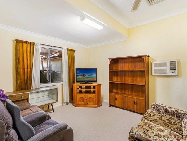 CLASSIC 3 BEDROOM FAMILY HOME