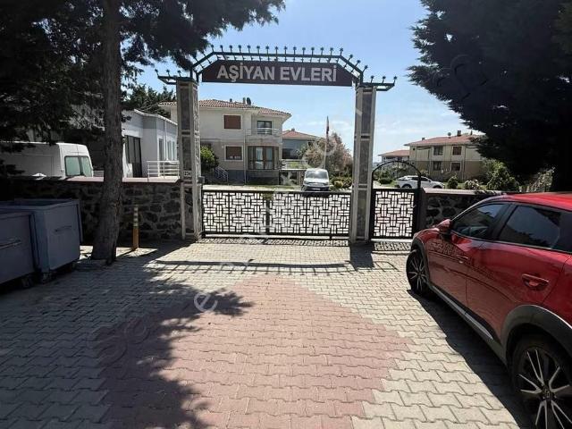Class'tan Kiralık 4+1 Otoparklı Villa