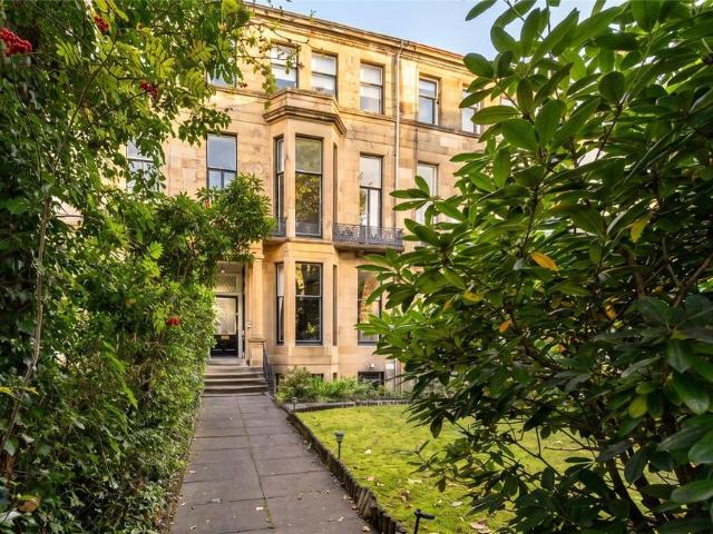 Cleveden Road, Glasgow, G12 4 bed apartment to rent £4,495 pcm £1,037 pw