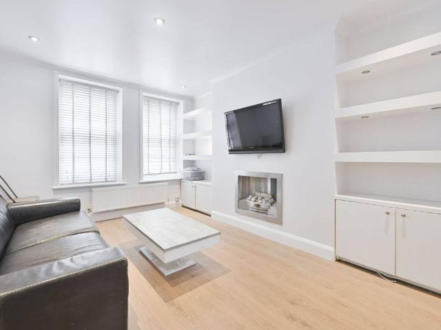 Clevedon House, 15, Hanson Street, Marylebone, London W1W, 1 bed flat to rent, £3,250 pcm | PrimeLocation