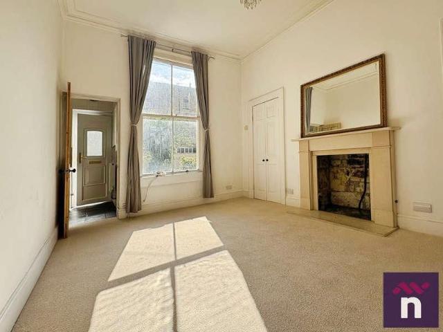 Cleveland Place West, Bath, BA1