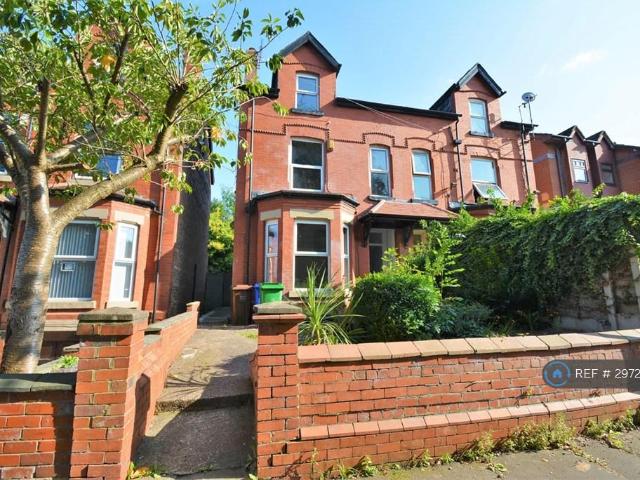 Cleveland Road, Manchester, M8 5 bed semi detached house to rent £1,995 pcm £460 pw