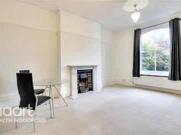 Cleveland Road, South Woodford, E18 5 bed semi detached house to rent £4,500 pcm £1,038 pw