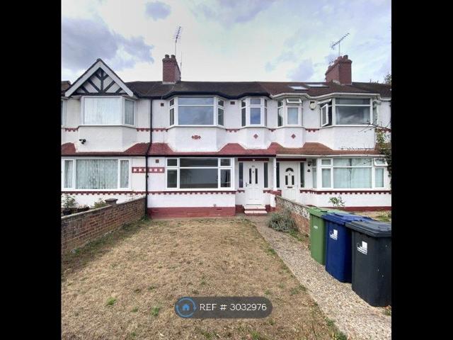 Cleveley Crescent, London W5, 3 bed terraced house to rent, £2,250 pcm | PrimeLocation