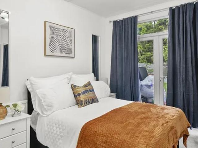 Cleveley Crescent, London, W5 1EA, United Kingdom | 1 bed townhouse for rent #124716770 | Rentberry