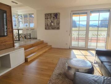 Luftig & hell in henndorf a. Wallersee! 118 m² Maisonette mit Stil!