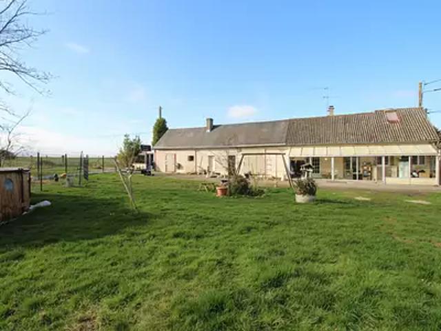 Clévilliers 28300 Achat / Vente maison 4 pièces t4 au dernier étage