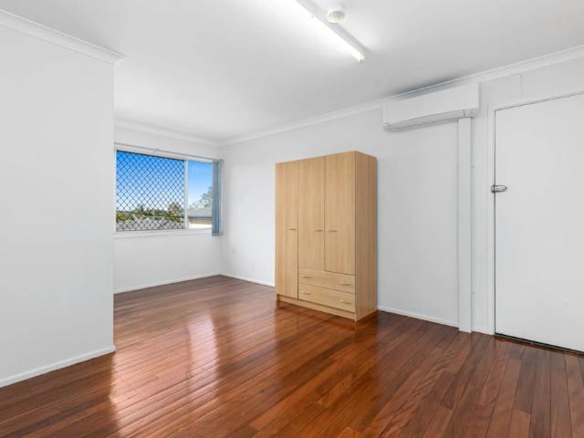 Clean & Tidy Unit in Amaroo Court