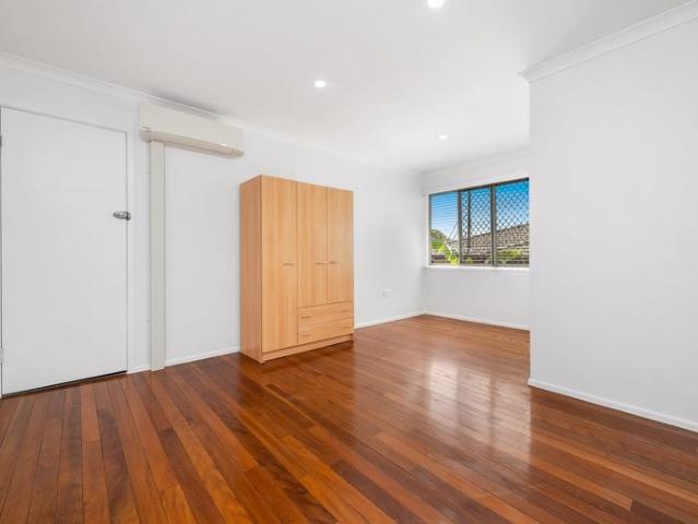 Clean & Tidy Unit in Amaroo Court