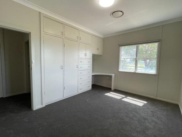 Clean and tidy home with rural outlook