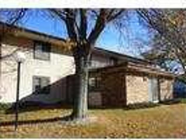 Clean & Cozy located in the small town known as Lomira. $435/mo